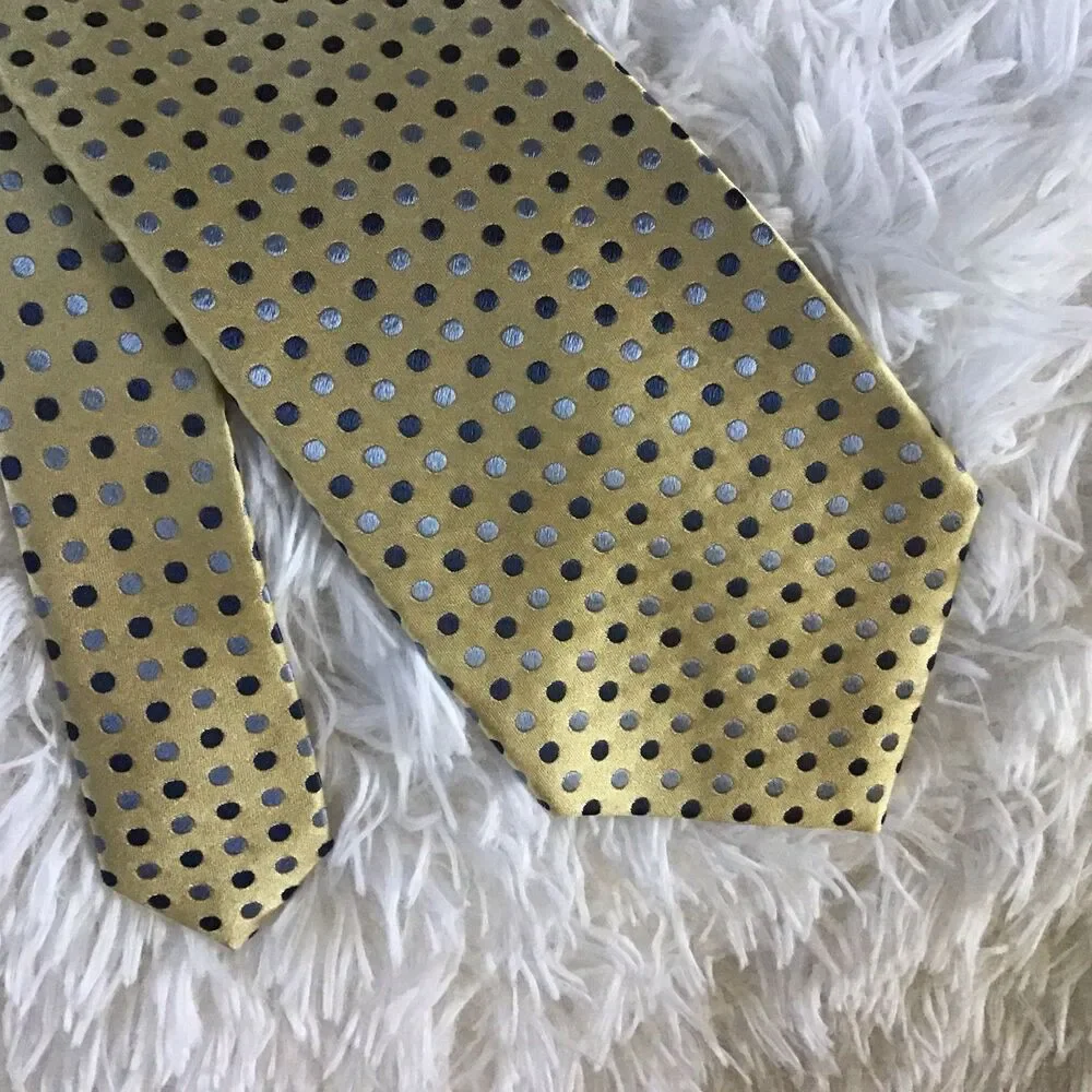 Geoffrey Beene Neck Tie Yellow With Blue Polka Dot 100% Silk 3.5 Inch Wide